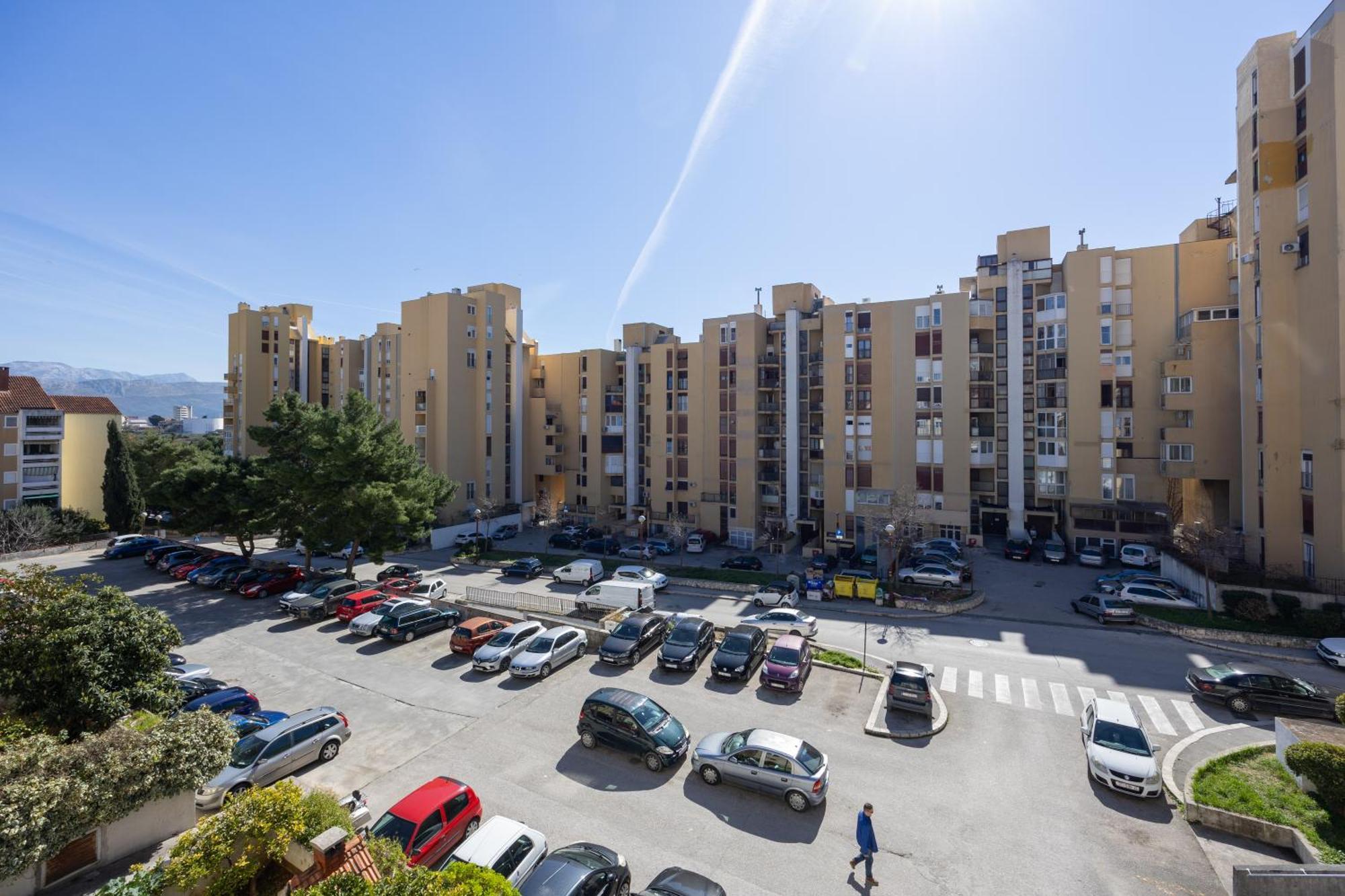 Apartment Sweet Cherry Split Exterior photo